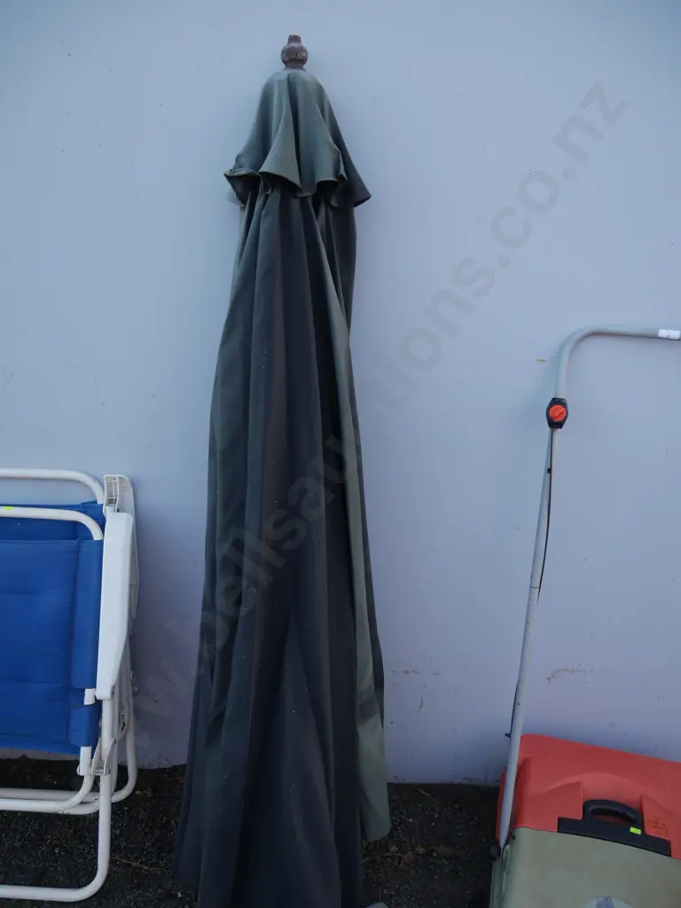 Sun umbrella Image 1++