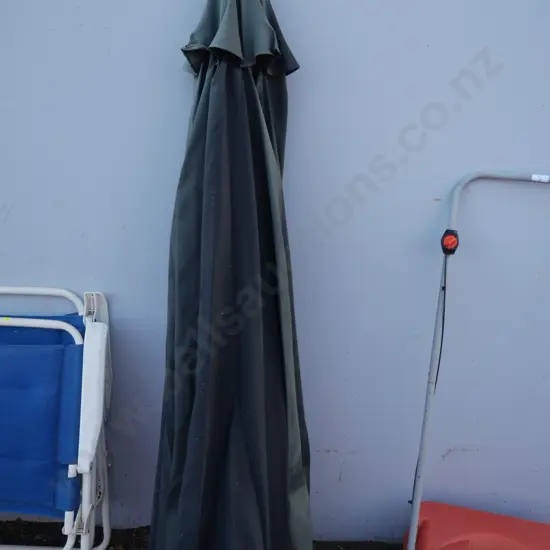Sun umbrella