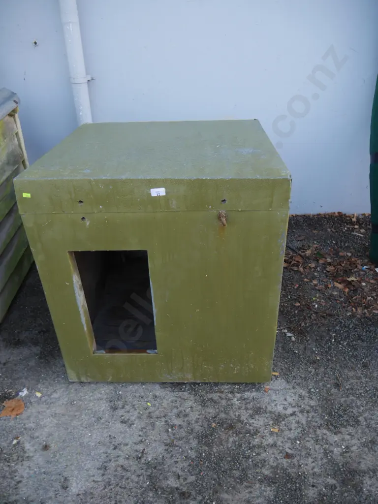 Dog house Image 1++