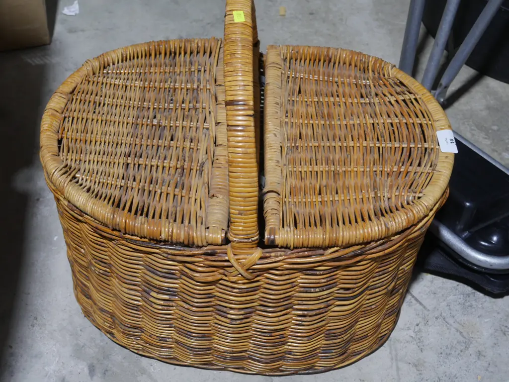 Cane basket Image 1++