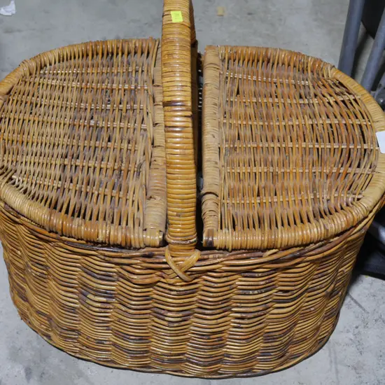 Cane basket