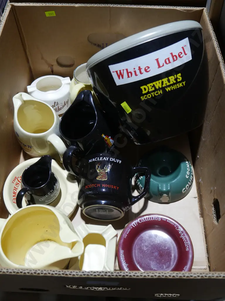 Whisky jugs, ashtrays Image 1++