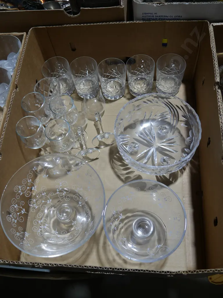 Crystal, glassware Image 1++