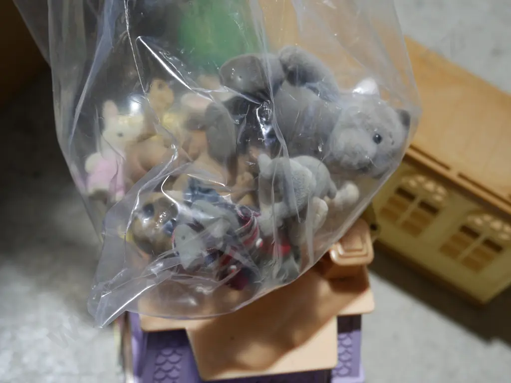 Doll houses etc Image 1++