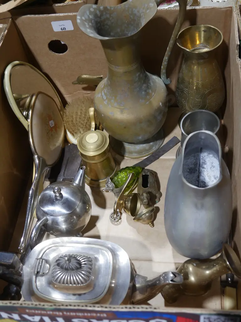 Epware, brass vases etc Image 1++