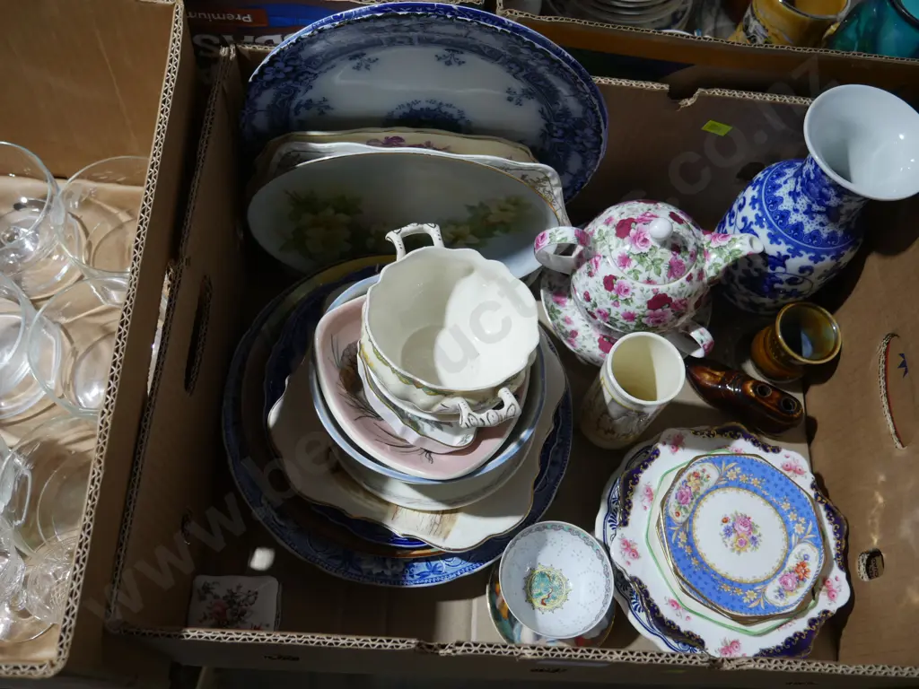 Assorted china Image 1++