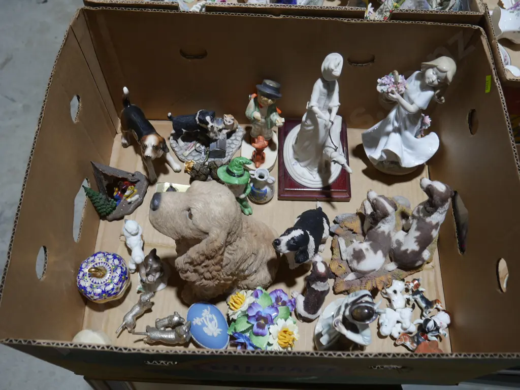 Figurine ornaments Image 1++