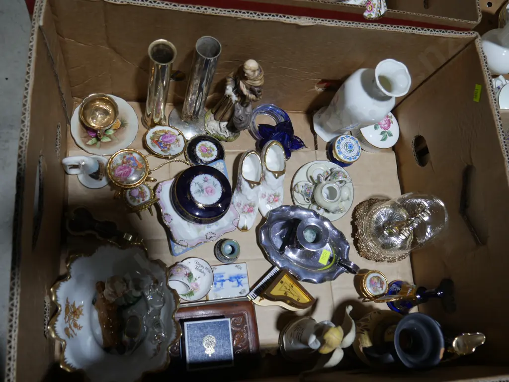 Ornamental china etc Image 1++