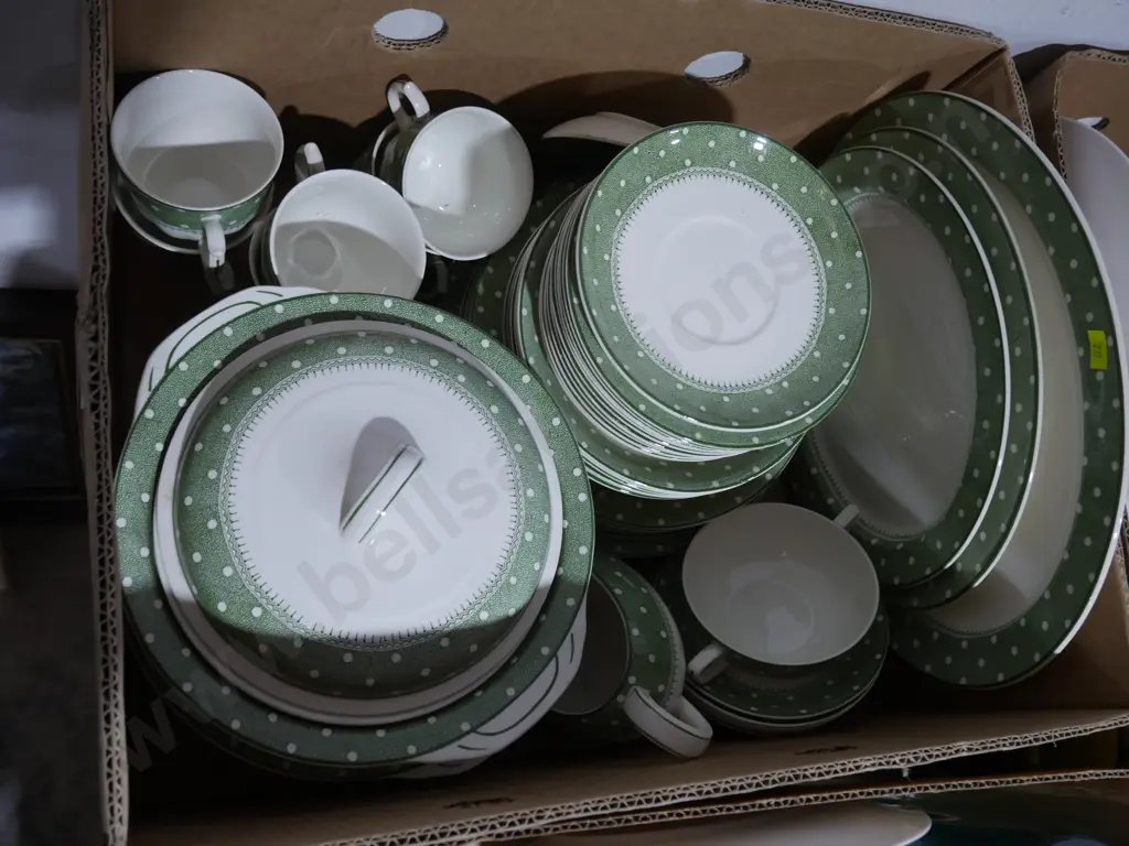 Woods "Lady Susan" dinner set Image 1++