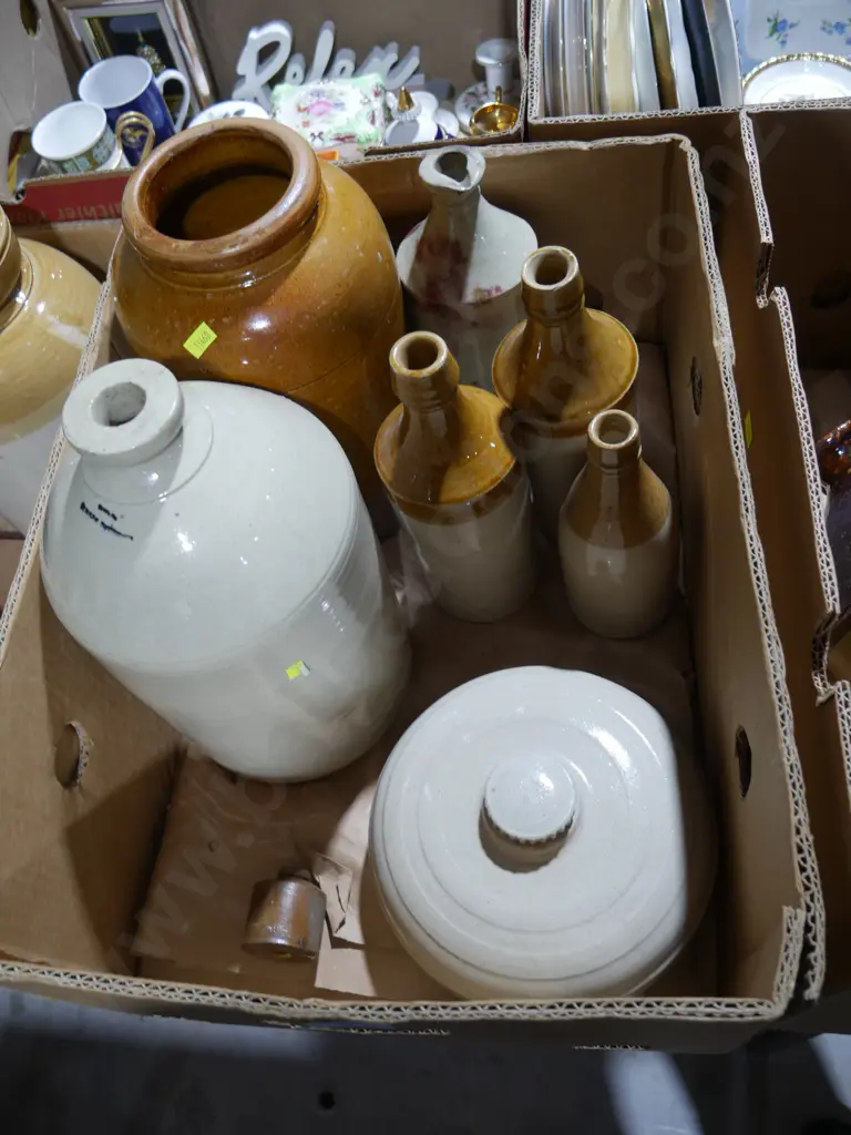 Pottery crocks etc Image 1++
