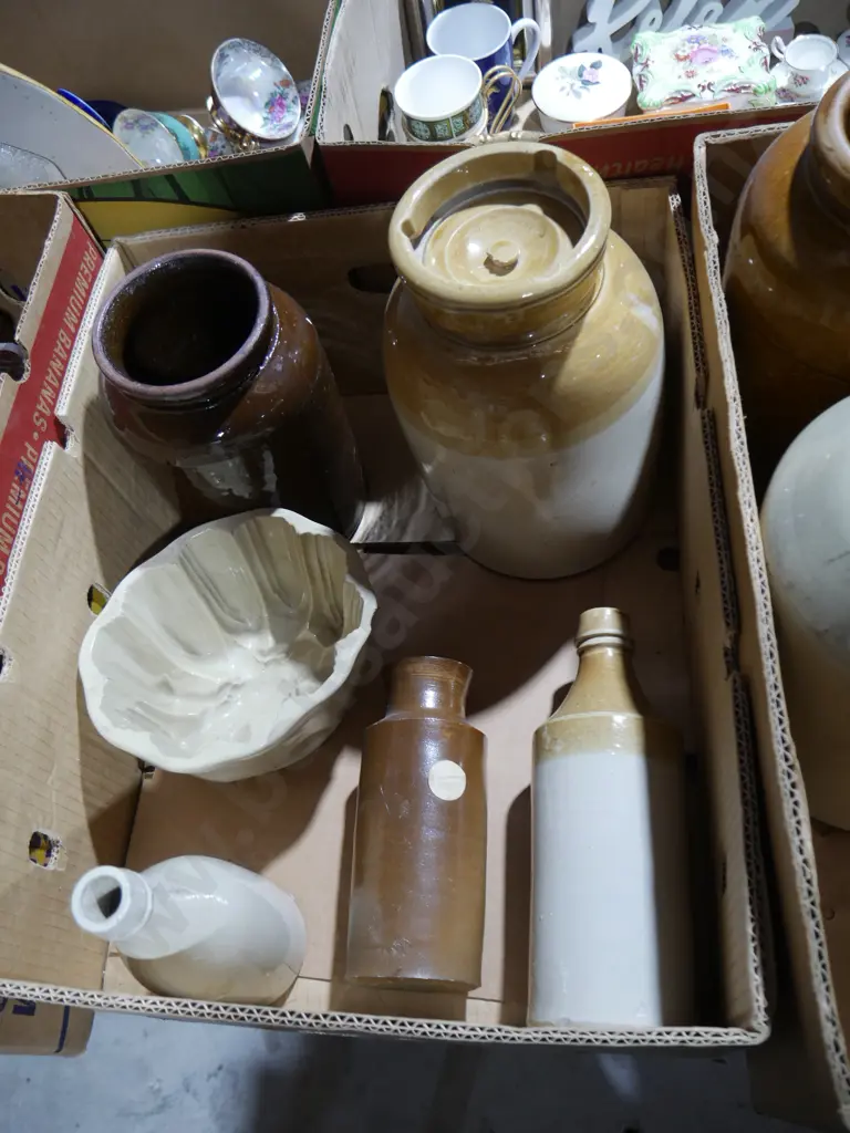 Pottery crocks Image 1++