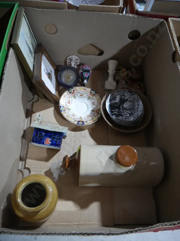 Stoneware foot warmer etc Image 1++