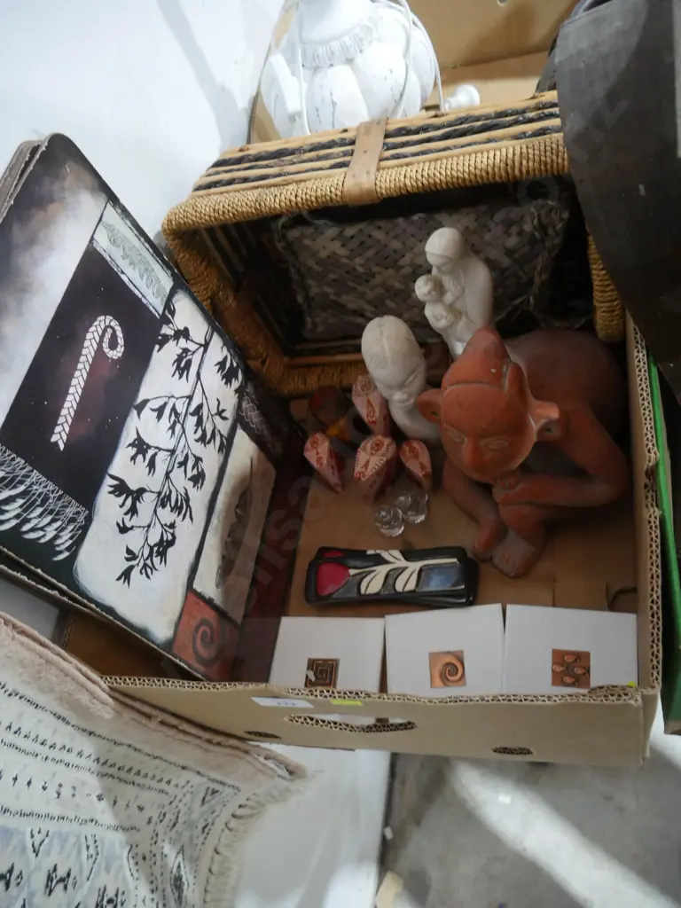 Figurines etc Image 1++