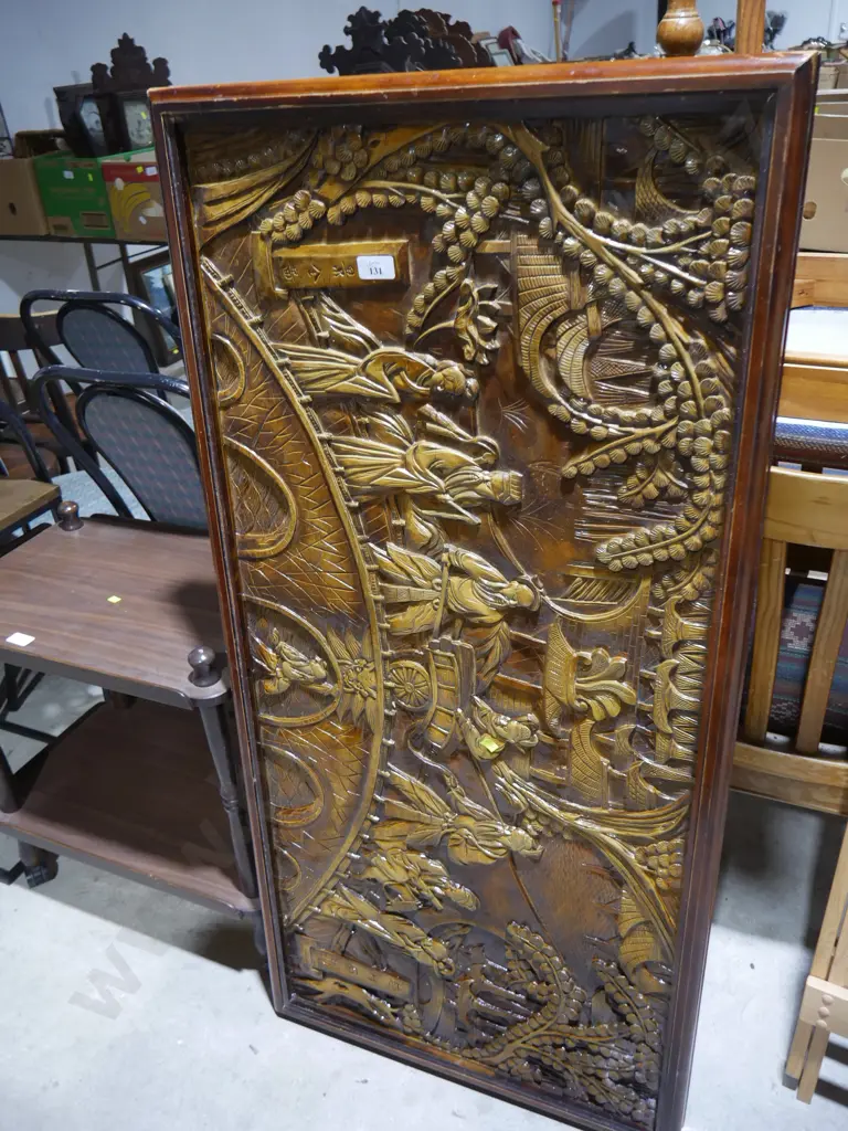 Carved top coffee table - (no glass) Image 1++
