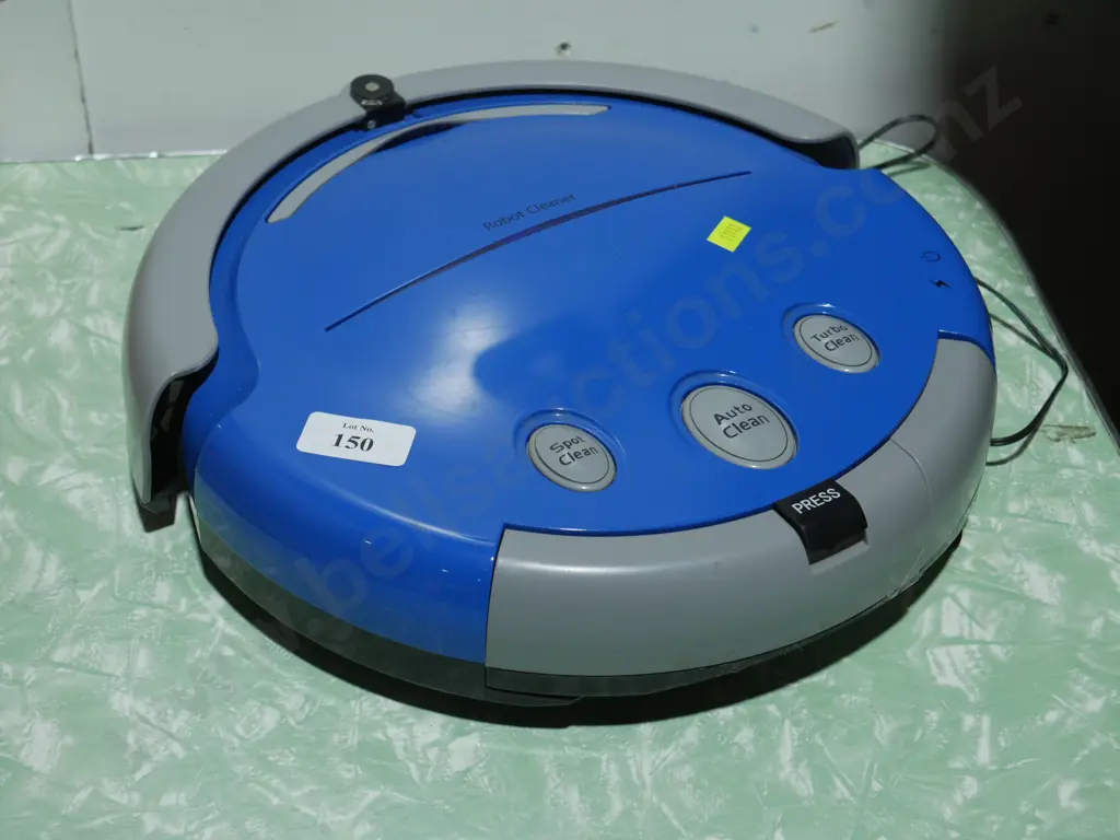 Robot vacuum Image 1++
