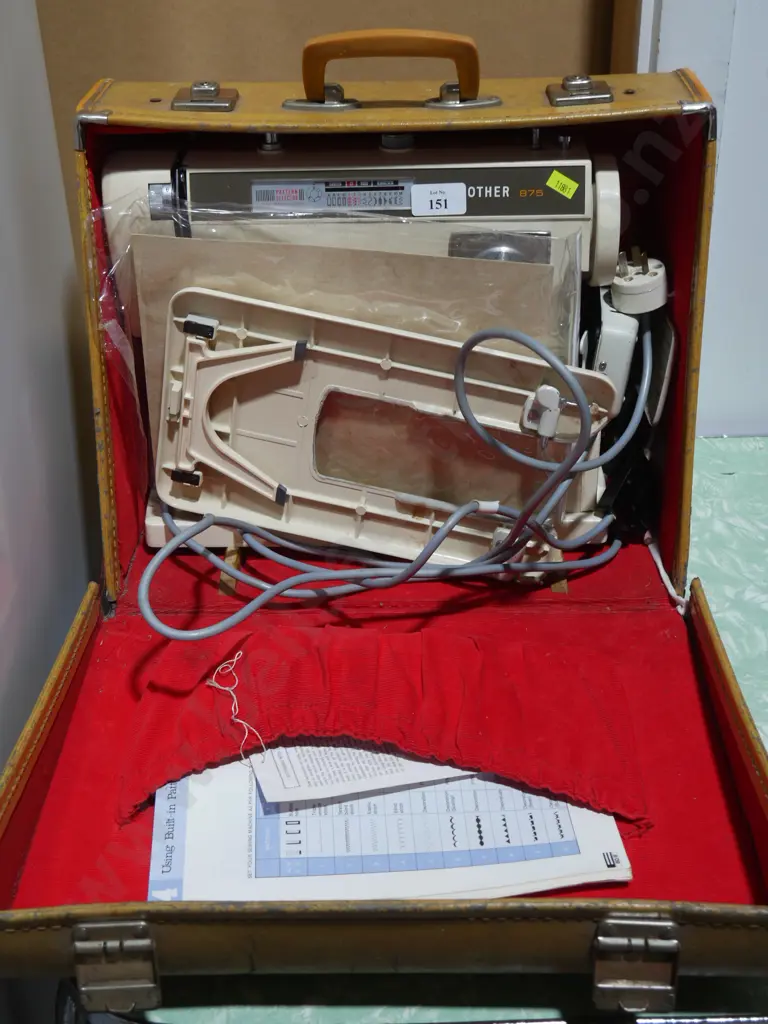 Brother sewing machine Image 1++