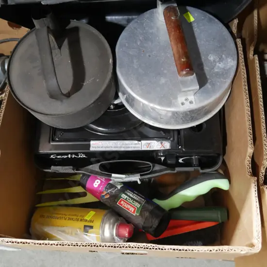 Kettles, camp cooker etc