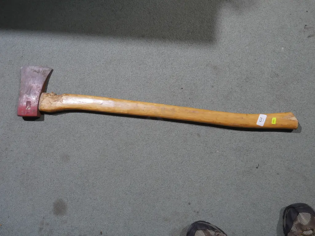 Axe Image 1++