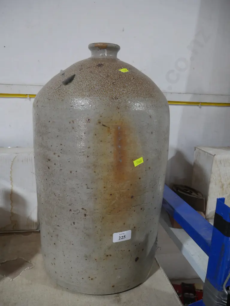 Stone bottle Image 1++