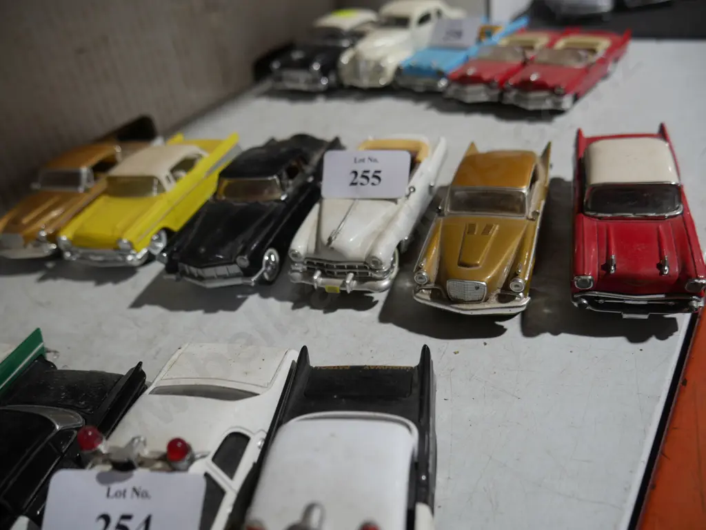 6 model cars Image 1++