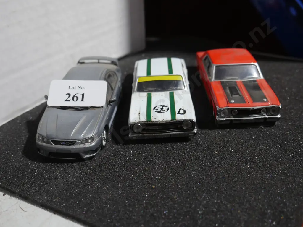 3 model cars Image 1++