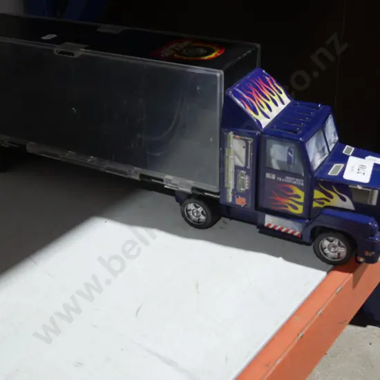 Car storage truck