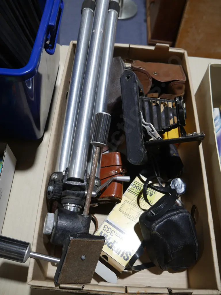 Assorted cameras etc Image 1++