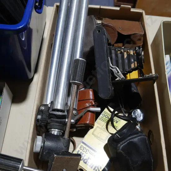 Assorted cameras etc