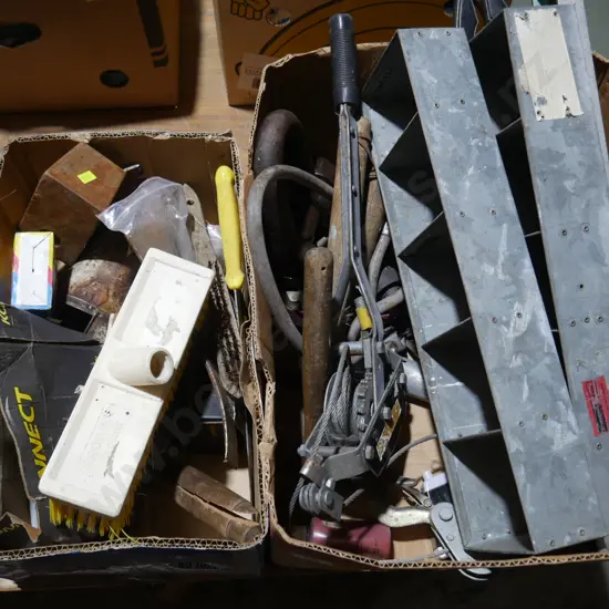 2 boxes of metal organisers, other garage sundries