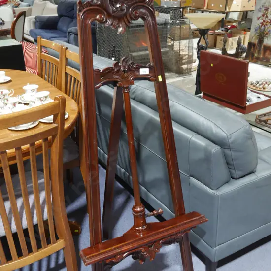 Artist easel