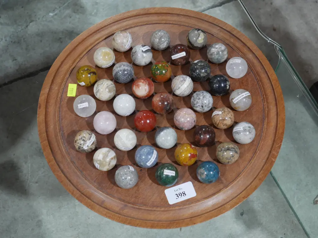 Marble display Image 1++
