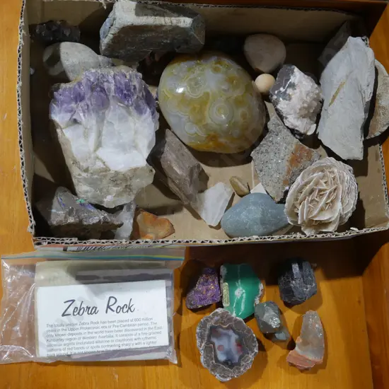 Rocks/gemstones
