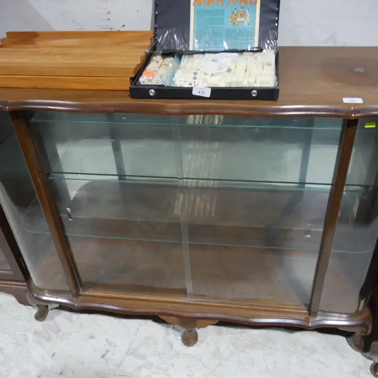 Display cabinet