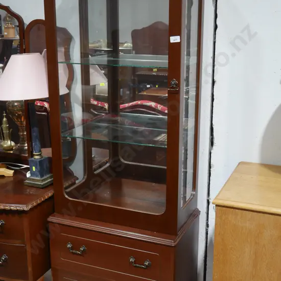Display cabinet
