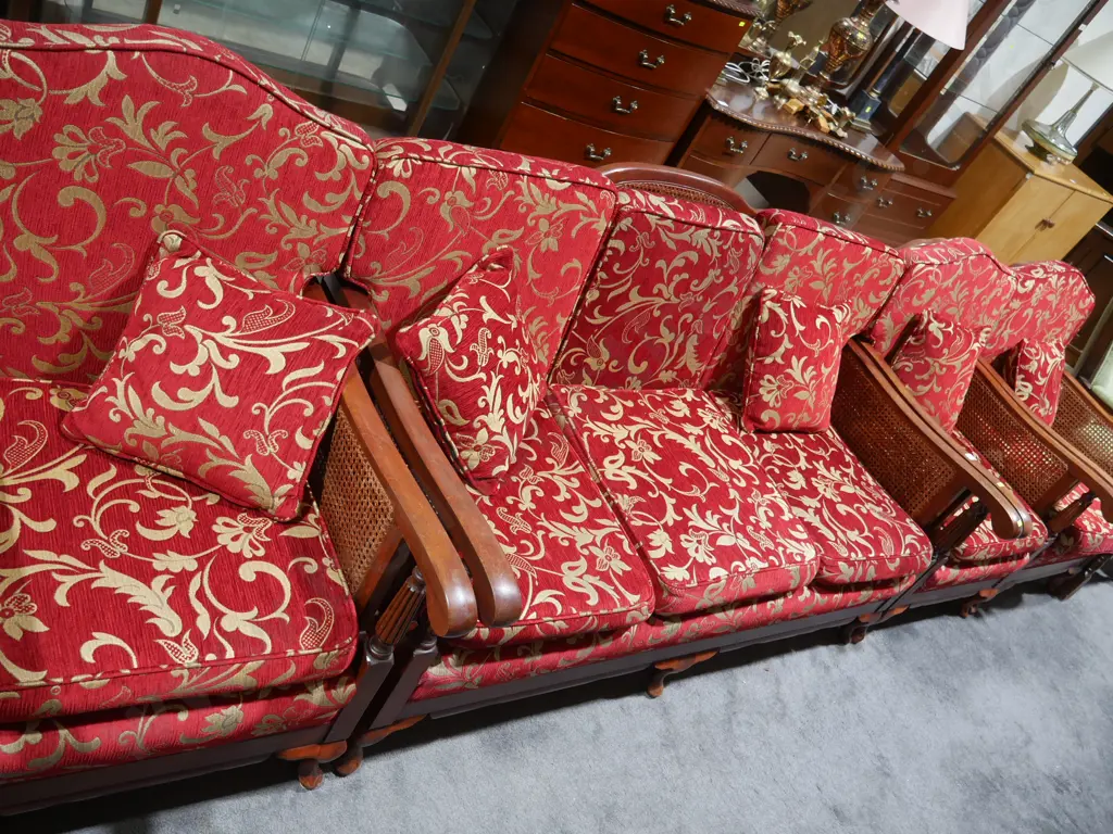 Bergere back four-piece lounge suite Image 1++