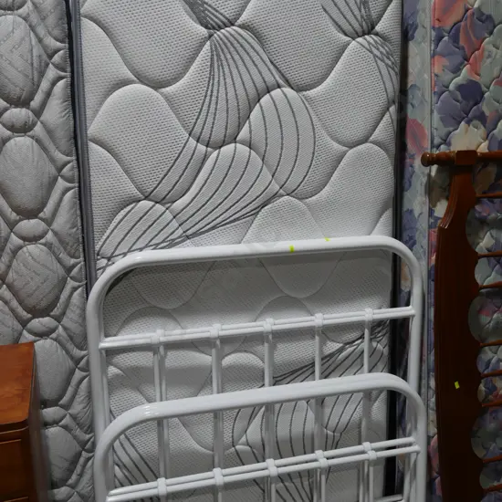2 single slat beds