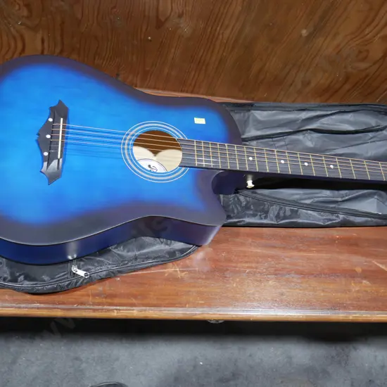 Royale Blue guitar