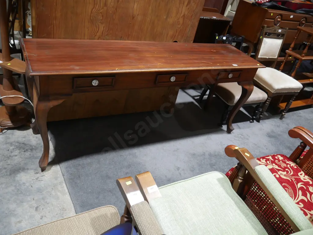 Hallway table Image 1++