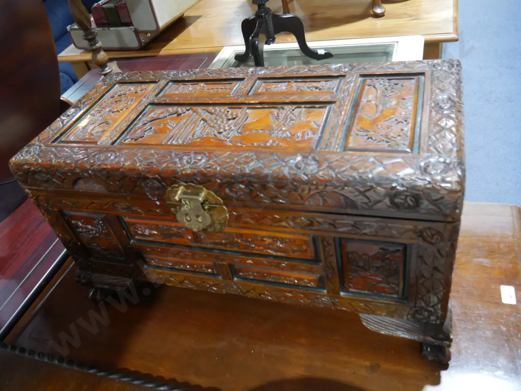 Camphor chest Image 1++
