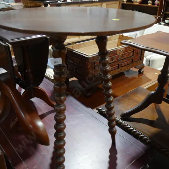 Occasional table