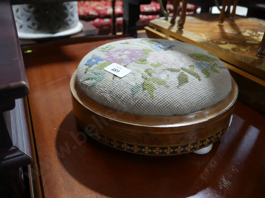 Vintage footstool Image 1++