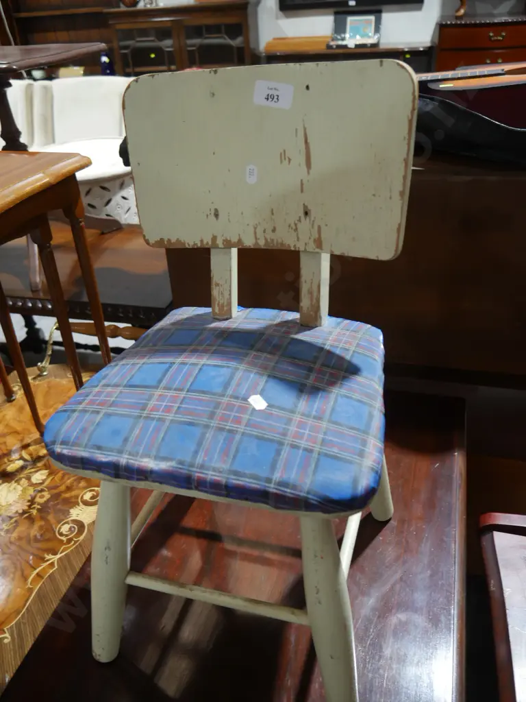 Vintage musical child's chair Image 1++