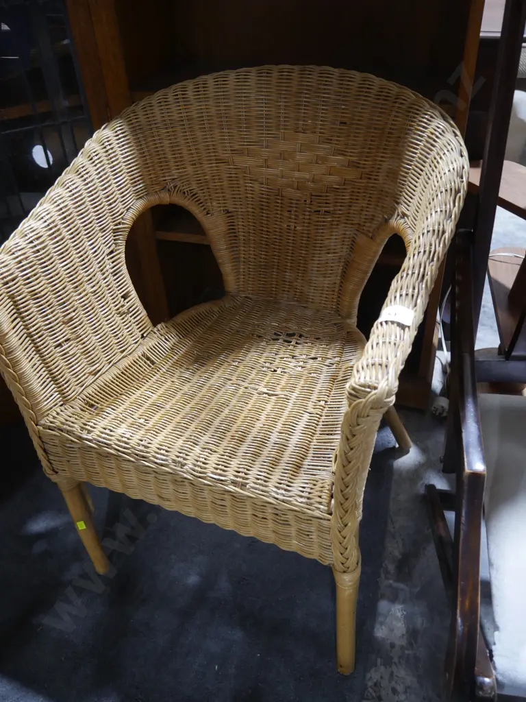 Cane chair Image 1++