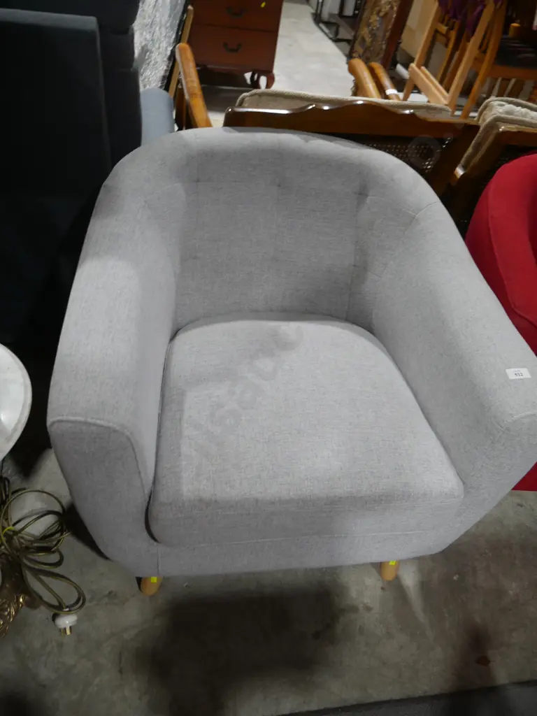 Tub chair Image 1++