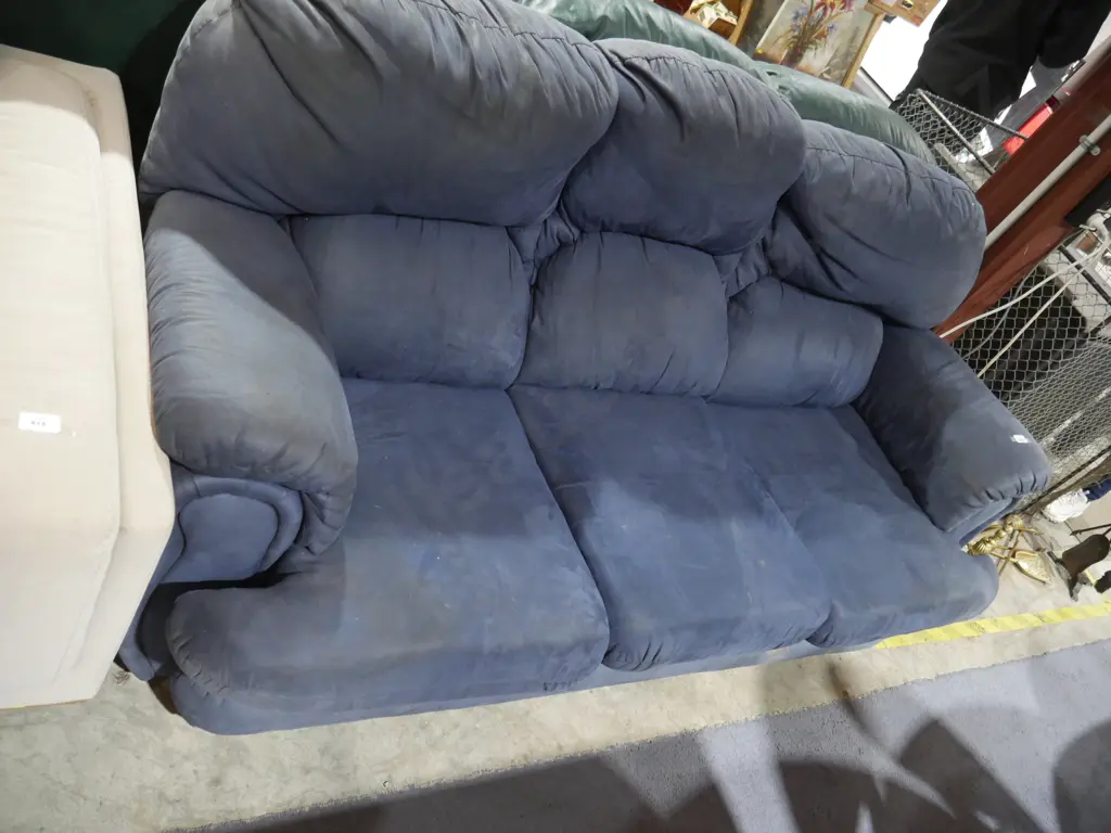 3 seater couch Image 1++