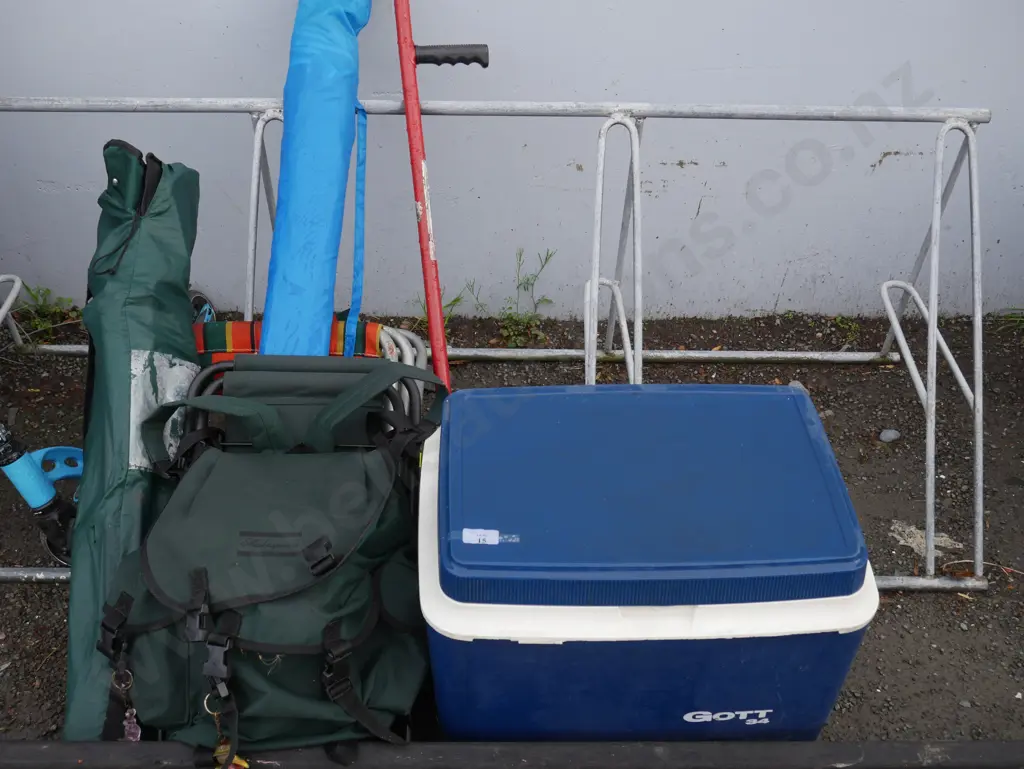 Chilly bin, camping chairs etc Image 1++