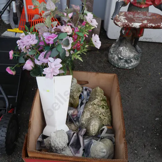 Garden ornaments, artificial flowers