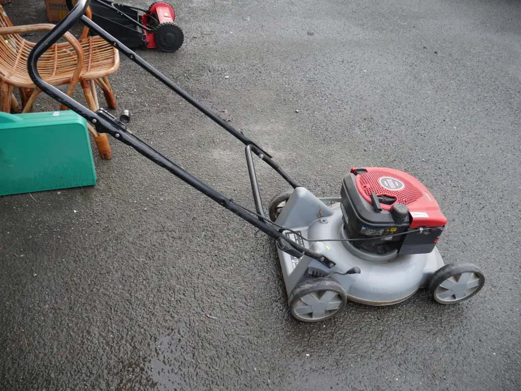 Masport lawnmower Image 1++