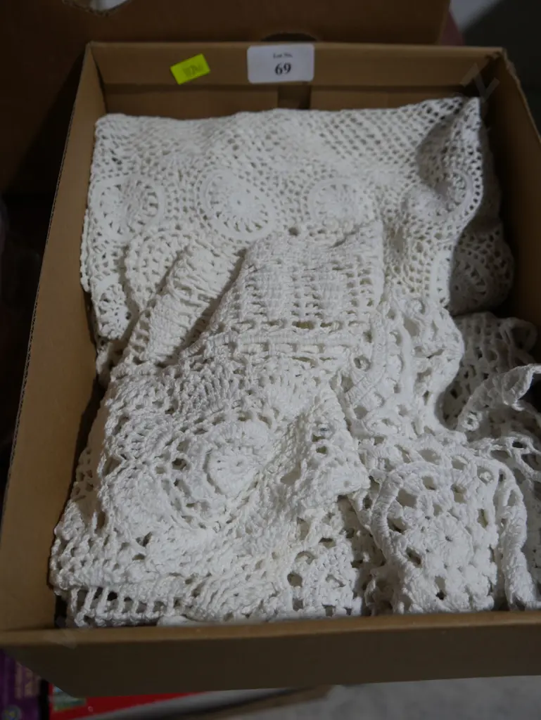 Doilies Image 1++