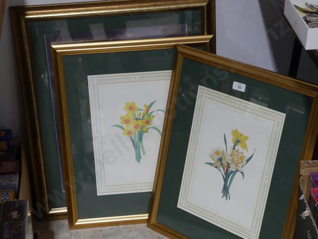3 flower artworks Image 1++
